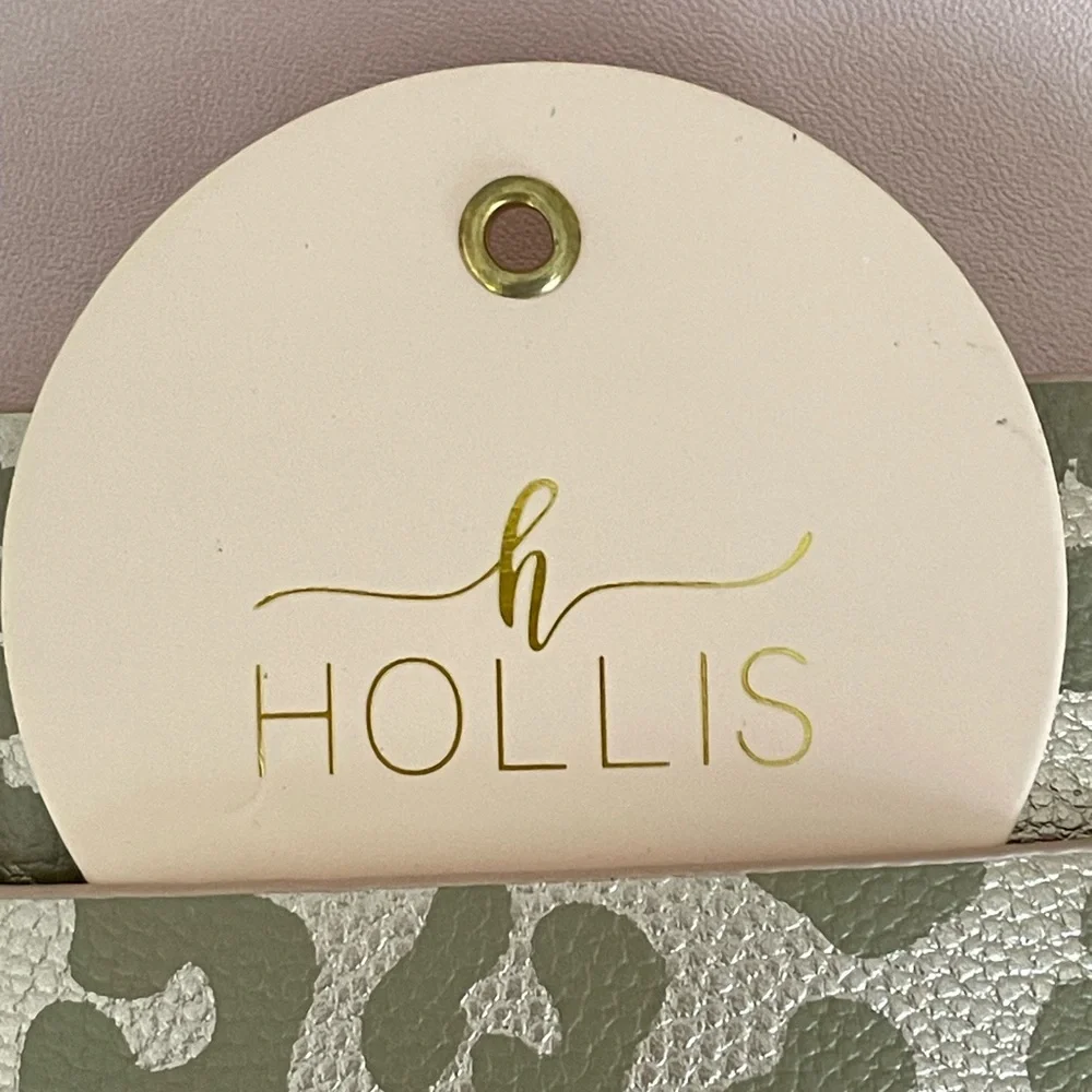 Hollis Leopard Print Laptop Sleeve in Metallic Gold - Picture 4 of 10